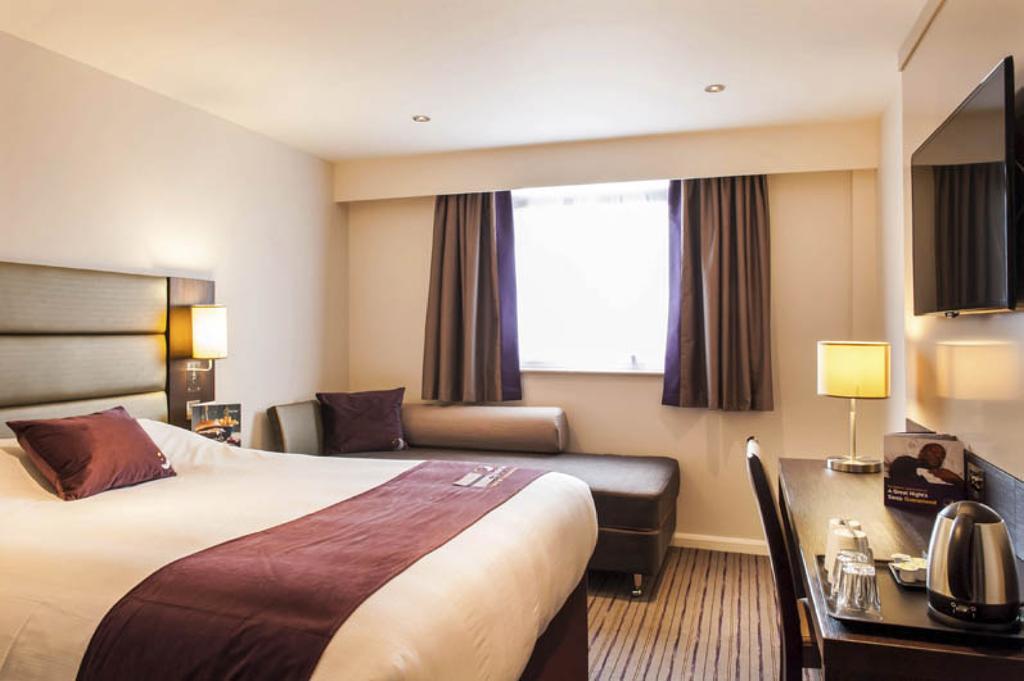 Premier Inn Aberdeen City Centre Rum bild